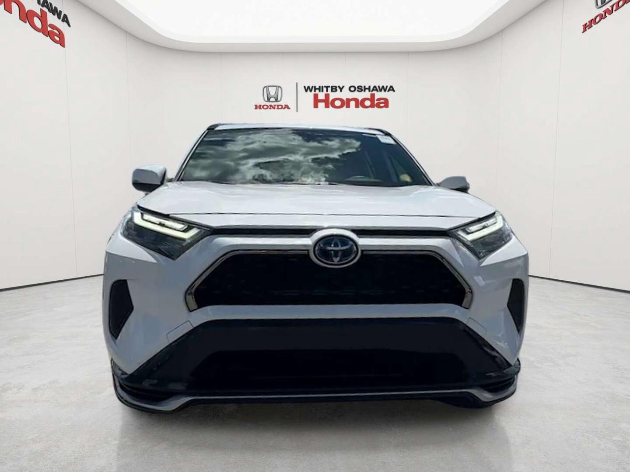 2024 Toyota RAV4 Prime SE Photo