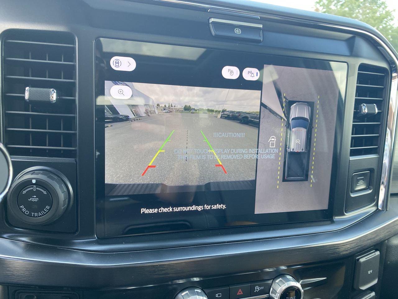2026 Ford SUPER DUTY F-250 SRW LARIAT Photo