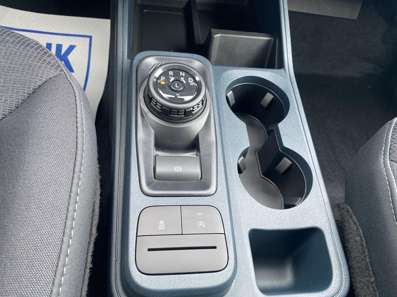 2026 Ford Maverick XL Photo