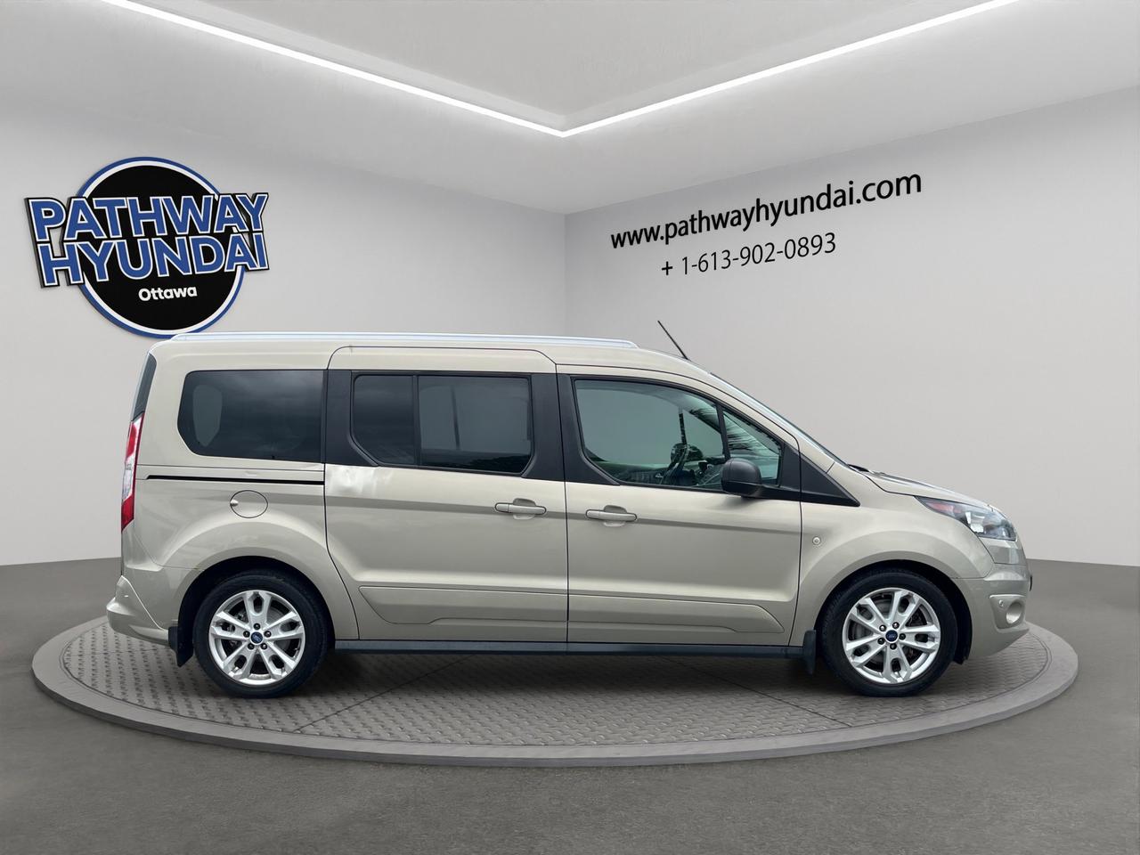 2015 Ford Transit Connect Wagon XLT | Reverse Cam | Heated Seats Photo2
