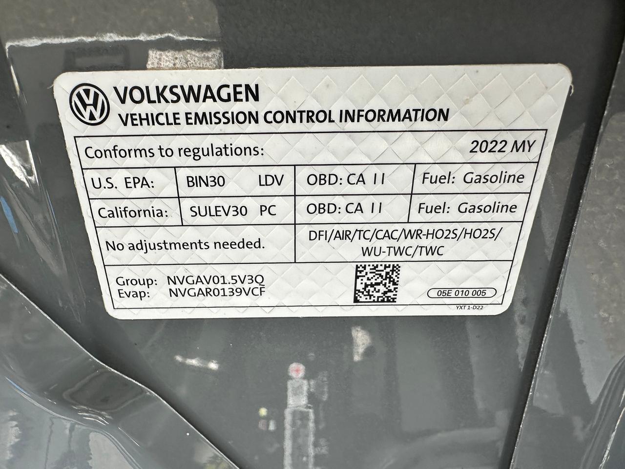 2022 Volkswagen Taos HighlineAWD PanoRoof XM NAV DriverAssist BackupCam Photo