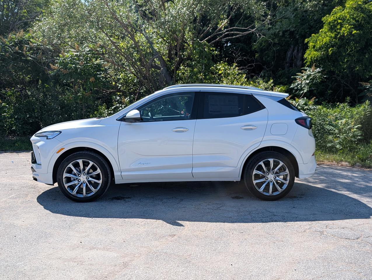 2026 Buick Encore GX Avenir Photo4