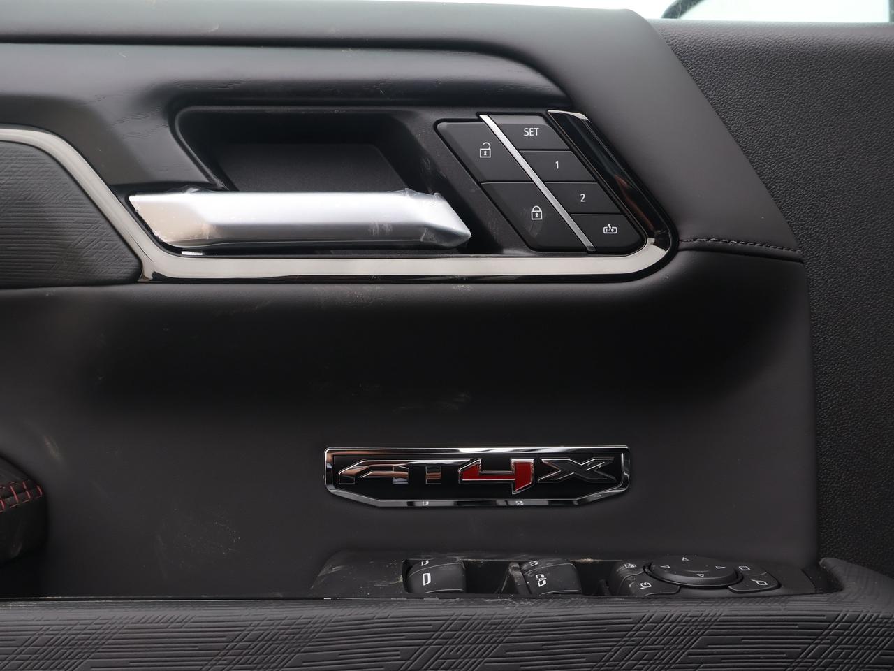 2026 GMC Sierra 1500 AT4X Photo