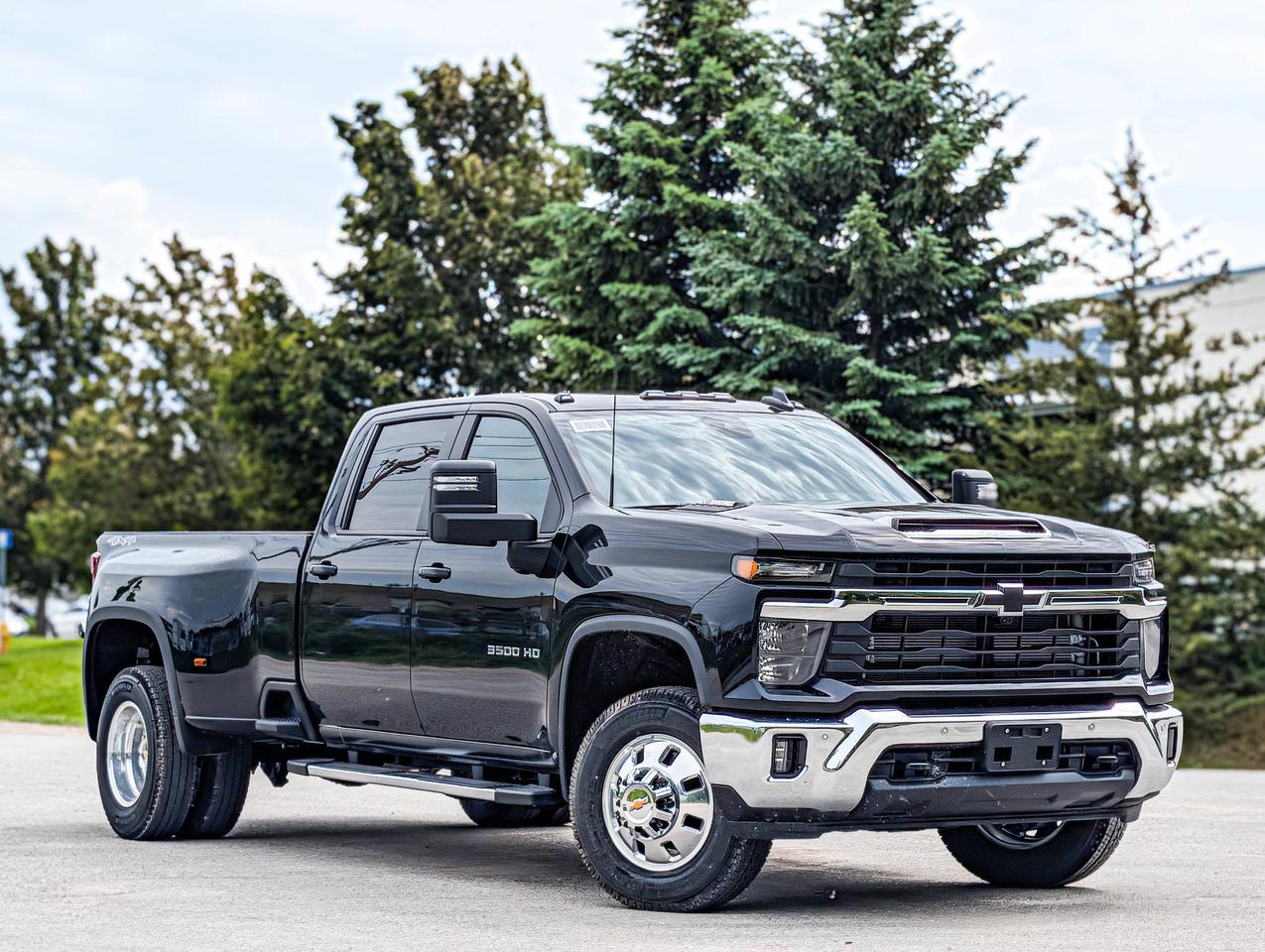 2026 Chevrolet Silverado 3500HD LT Photo