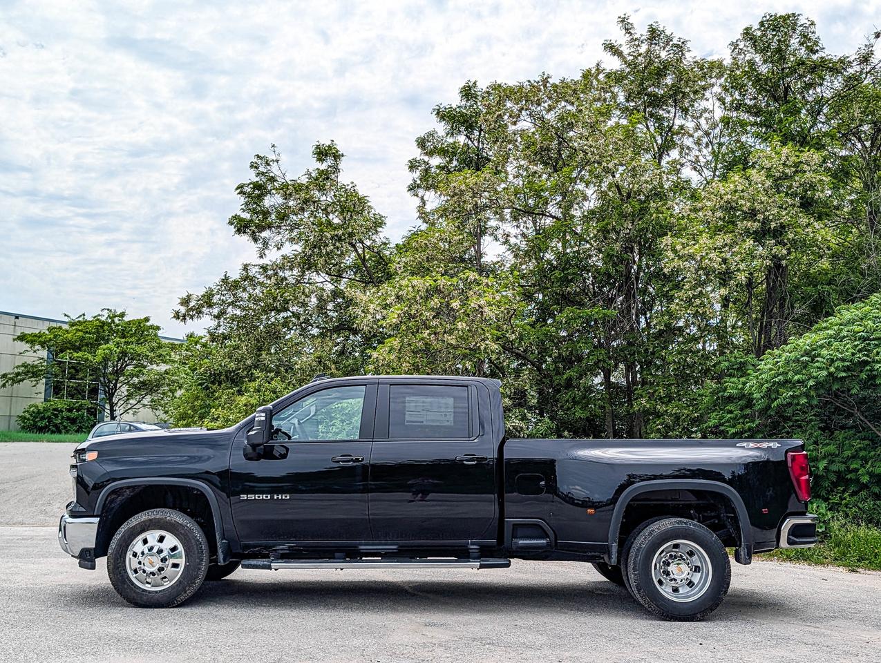2026 Chevrolet Silverado 3500HD LT Photo