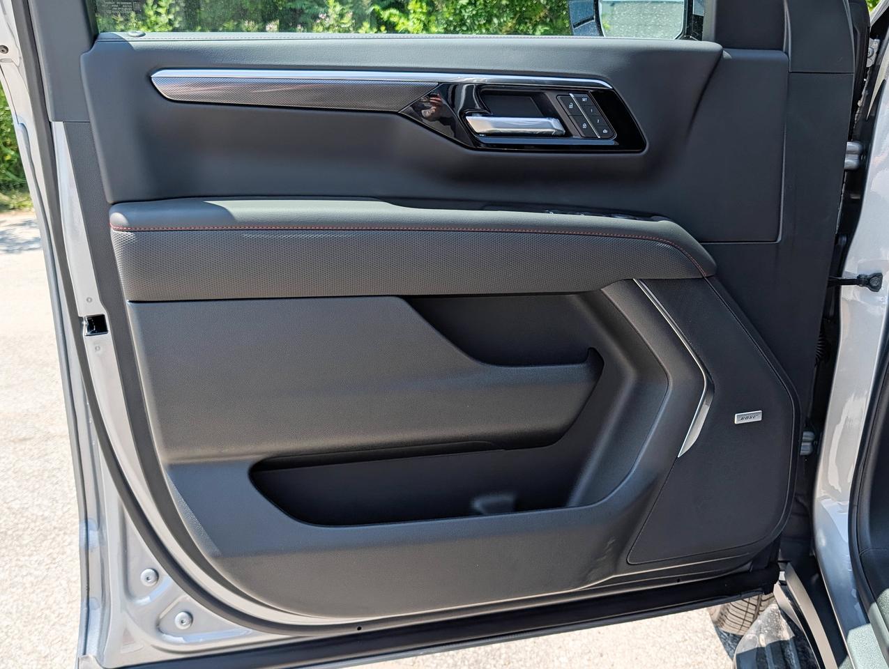 2026 Chevrolet Tahoe RST Photo