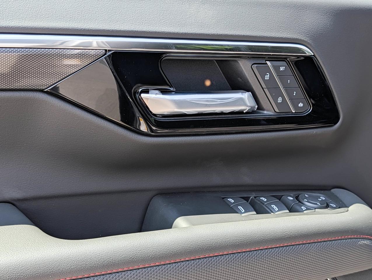 2026 Chevrolet Tahoe RST Photo