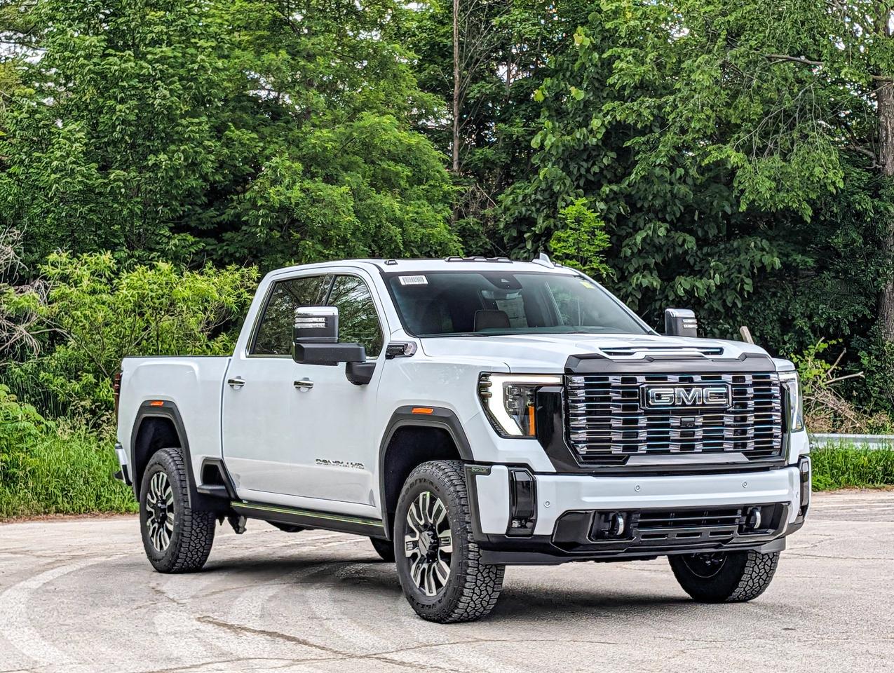 2026 GMC SIERRA 2500HD Denali Ultimate Photo