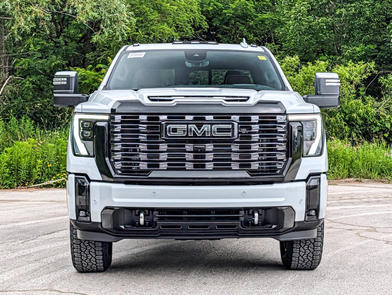 2026 GMC SIERRA 2500HD Denali Ultimate Photo