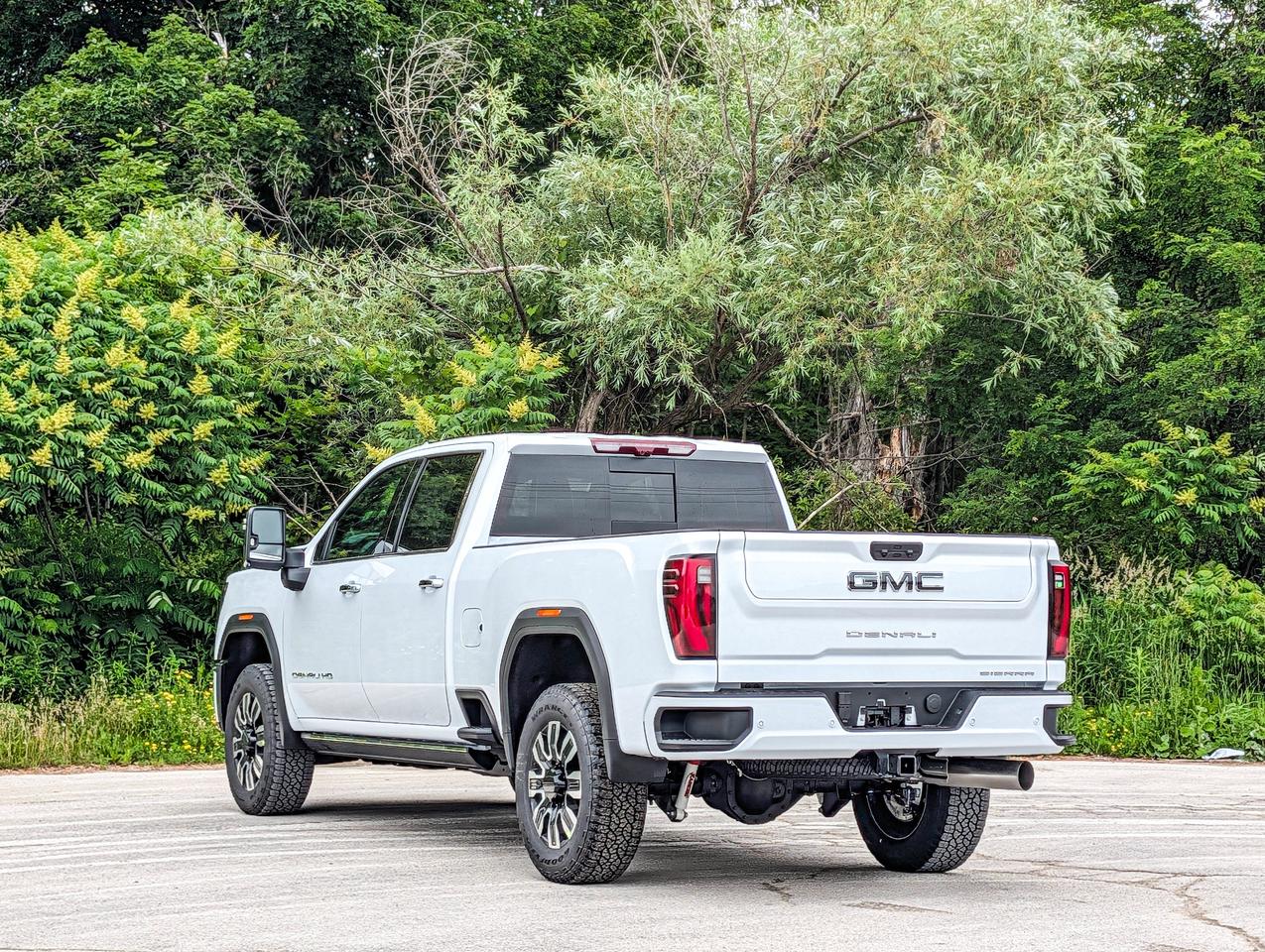 2026 GMC SIERRA 2500HD Denali Ultimate Photo