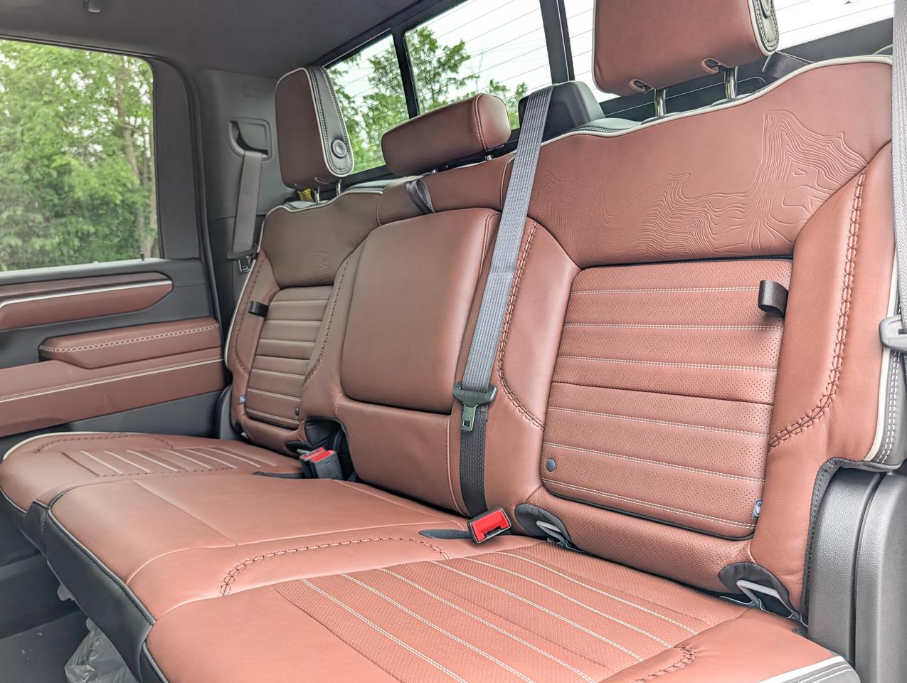 2026 GMC SIERRA 2500HD Denali Ultimate Photo
