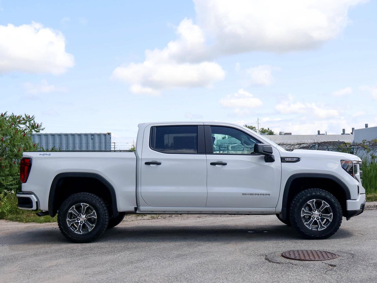 2026 GMC Sierra 1500 PRO Photo5