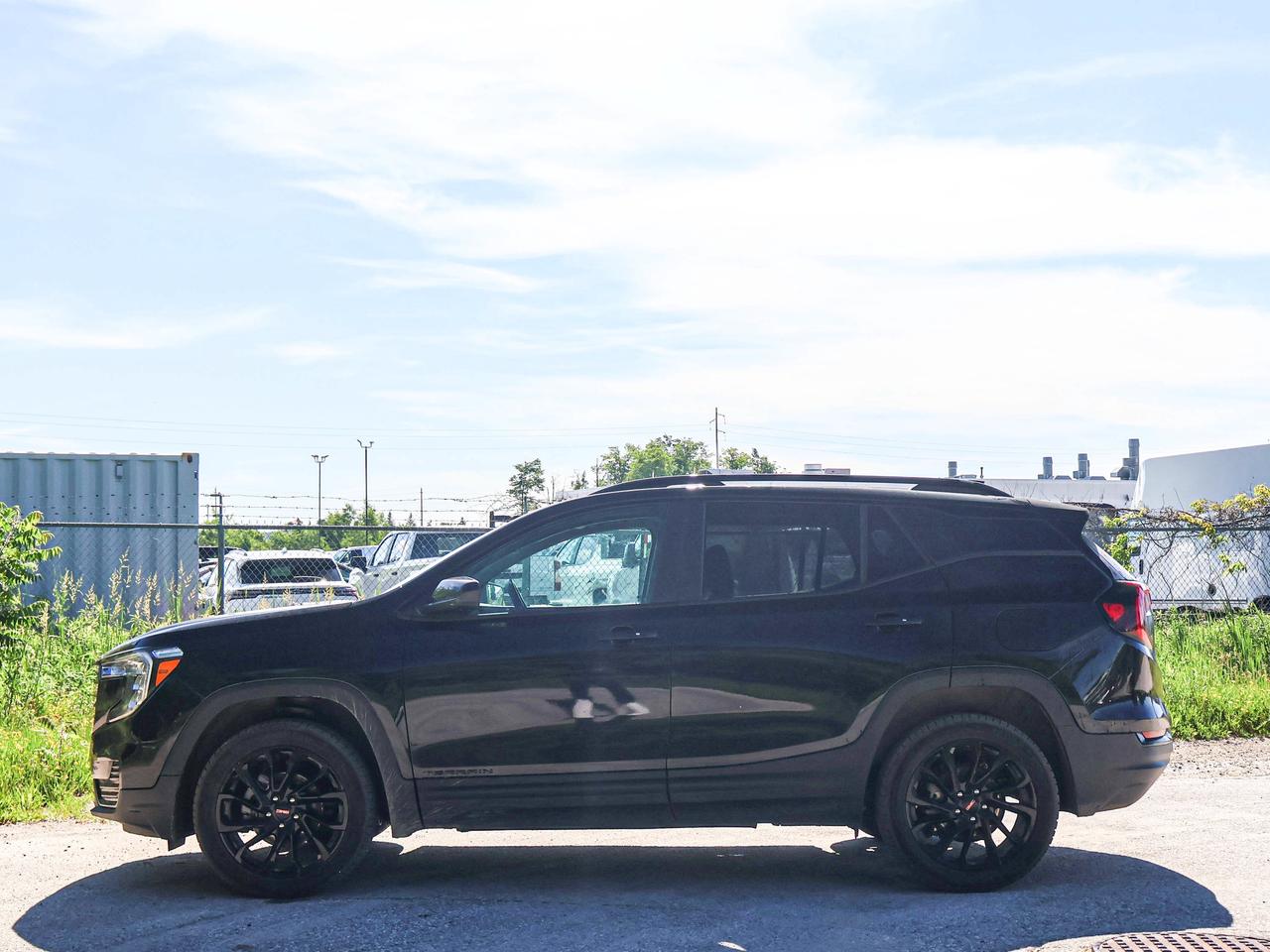 2024 GMC Terrain SLE Photo