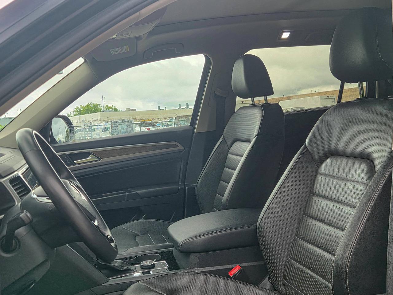 2019 Volkswagen Atlas EXECLINE Photo