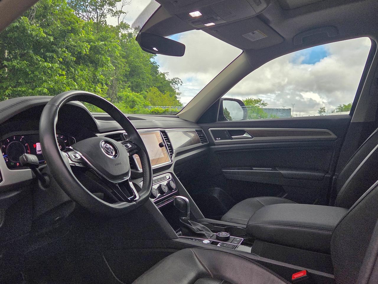 2019 Volkswagen Atlas EXECLINE Photo