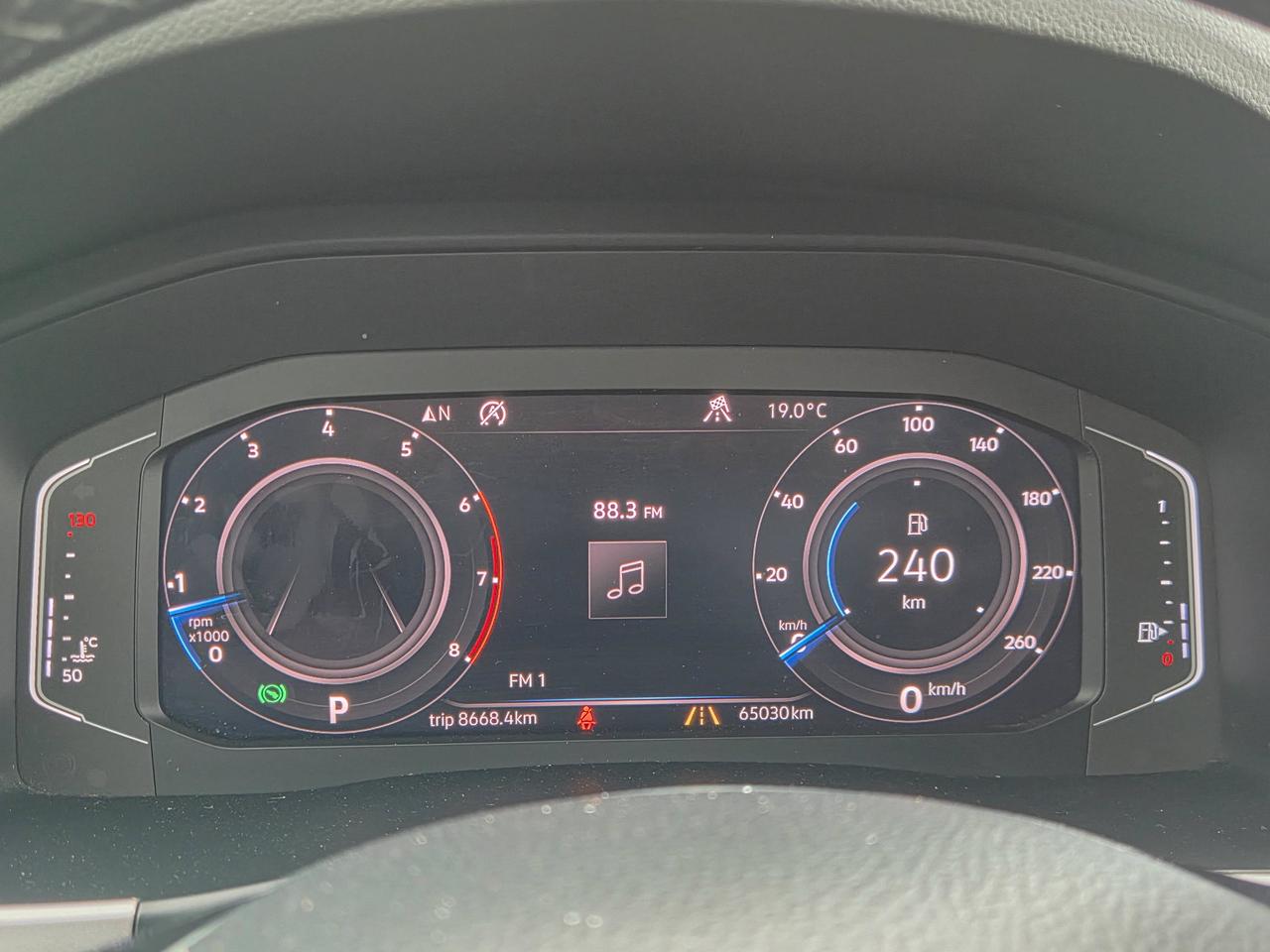 2019 Volkswagen Atlas EXECLINE Photo