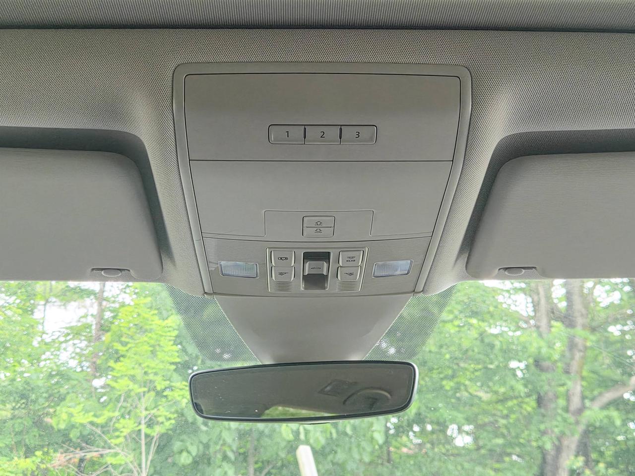 2019 Volkswagen Atlas EXECLINE Photo