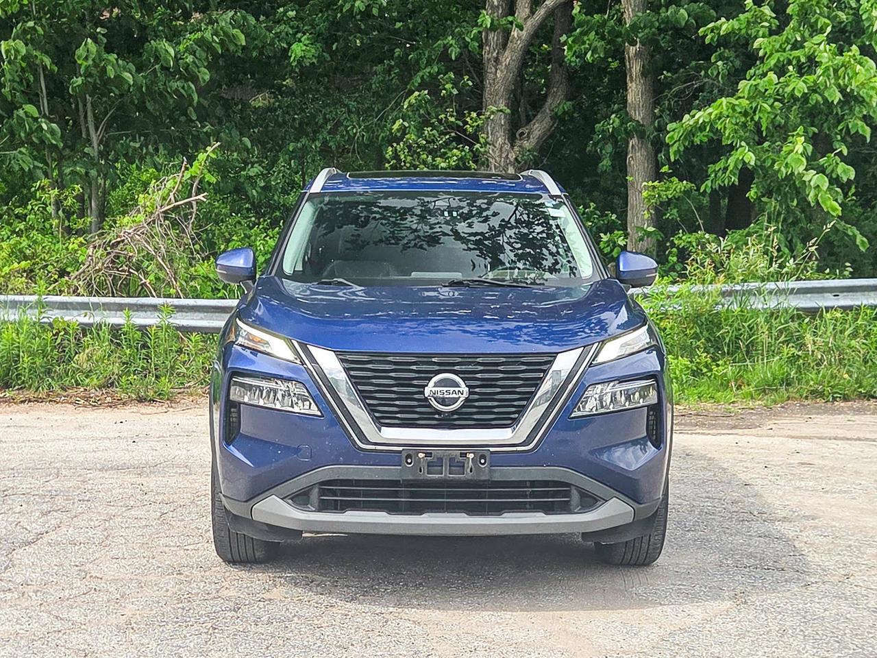 2021 Nissan Rogue SV Photo