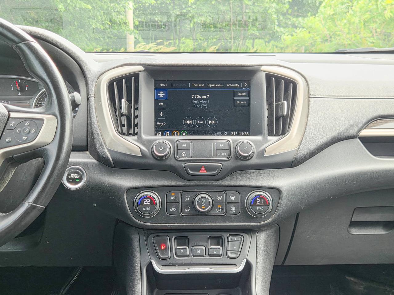 2020 GMC Terrain Denali Photo