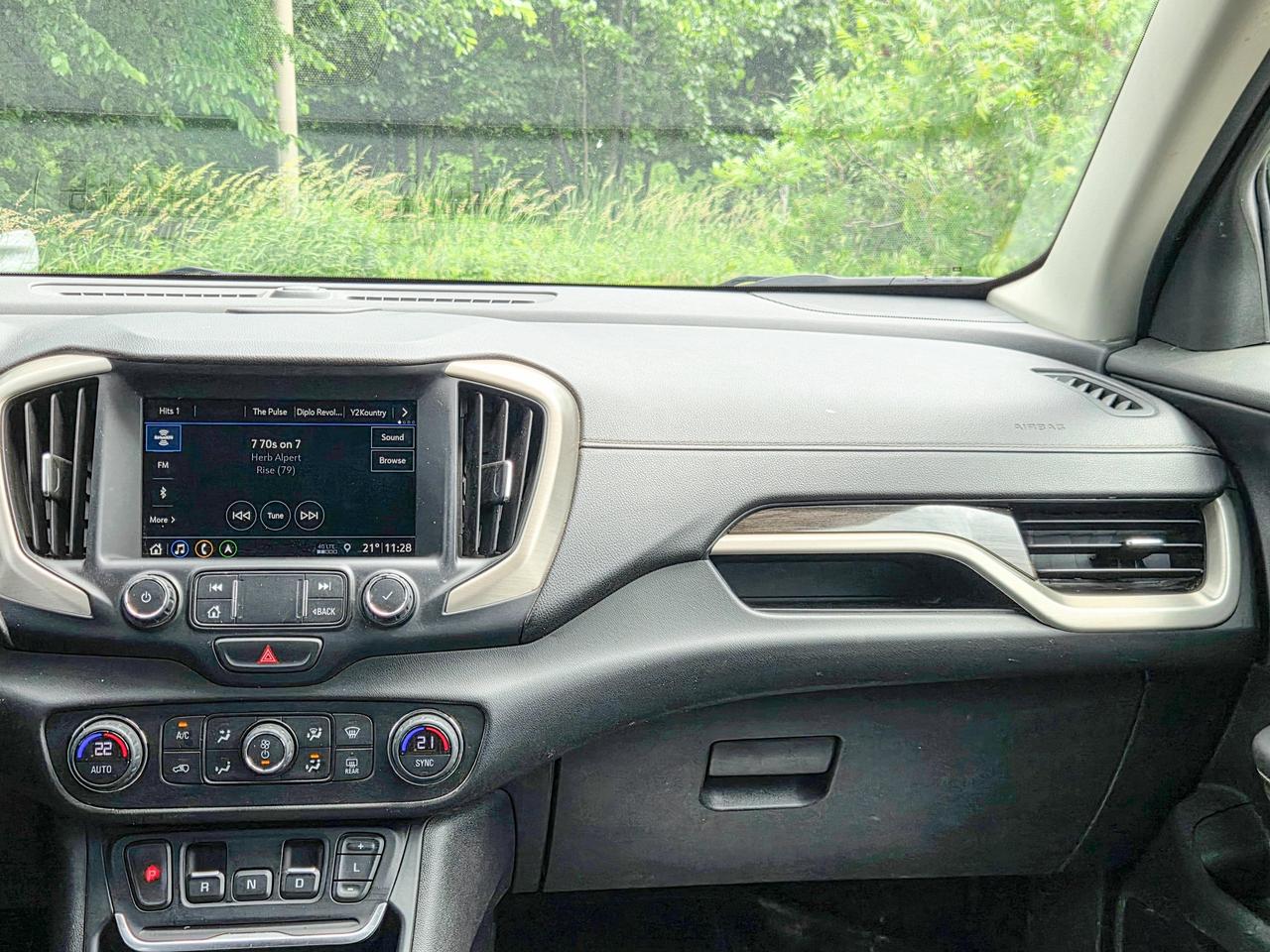 2020 GMC Terrain Denali Photo