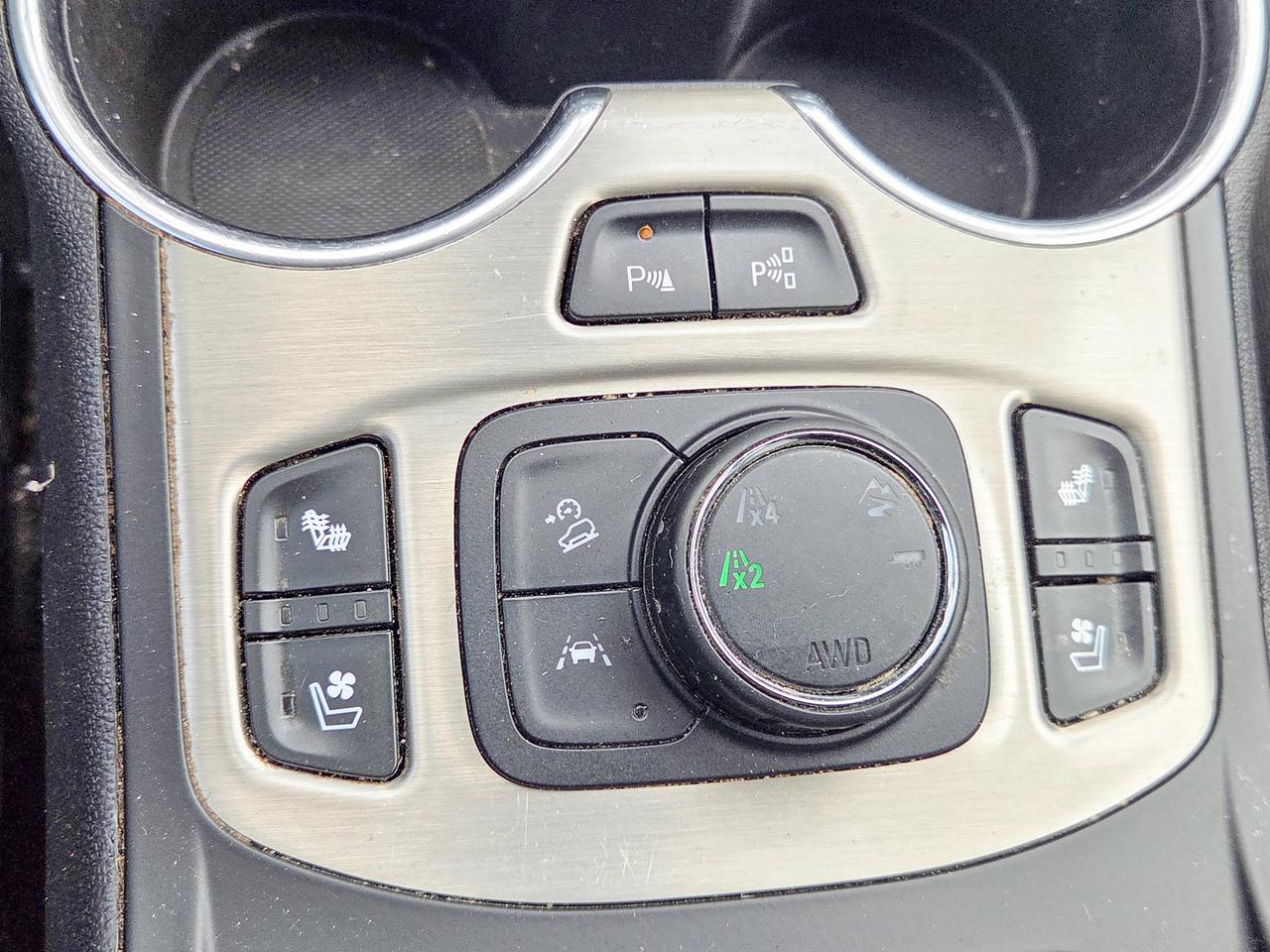 2020 GMC Terrain Denali Photo