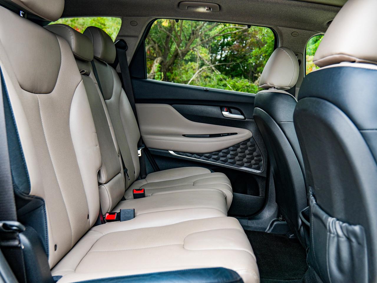 2019 Hyundai Santa Fe Ultimate Photo