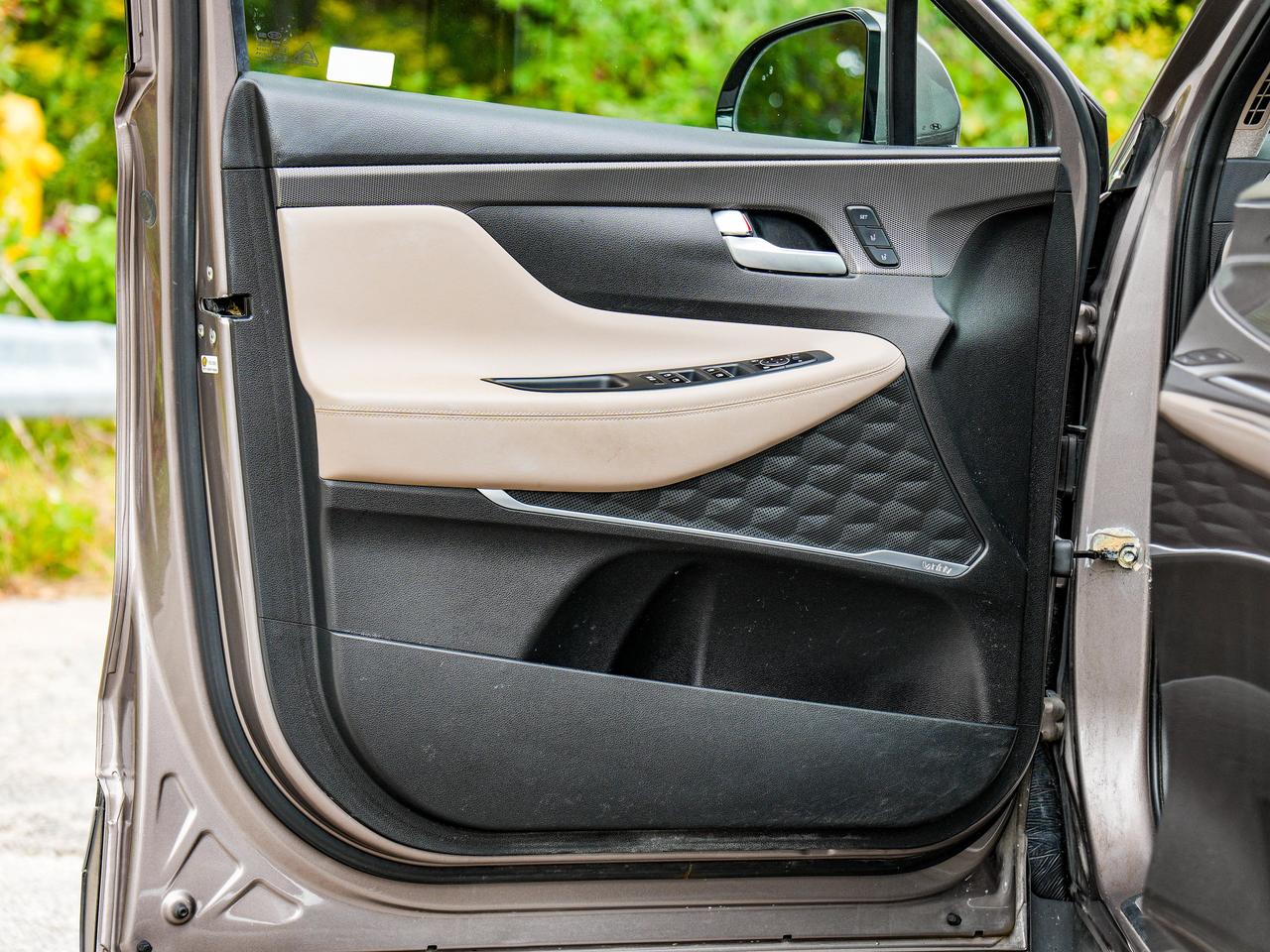 2019 Hyundai Santa Fe Ultimate Photo
