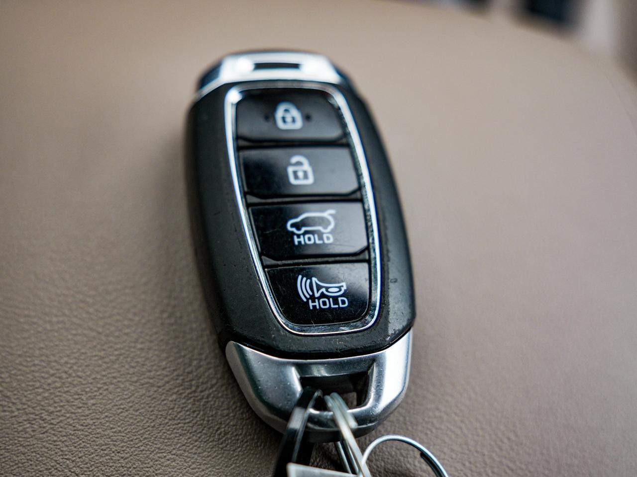2019 Hyundai Santa Fe Ultimate Photo