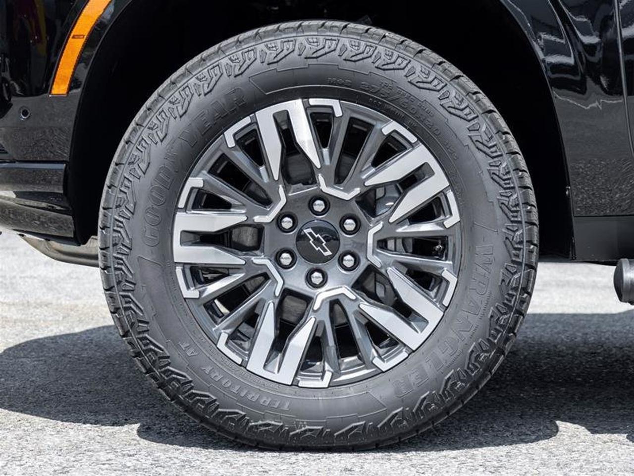 2026 Chevrolet Suburban Z71 Photo