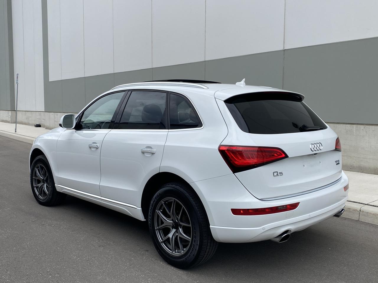 2017 Audi Q5 2.0T-QUATTRO-NAV-CAMERA-PANO ROOF Photo