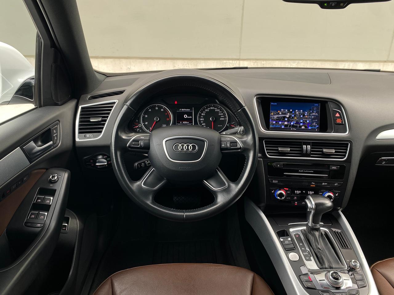 2017 Audi Q5 2.0T-QUATTRO-NAV-CAMERA-PANO ROOF Photo