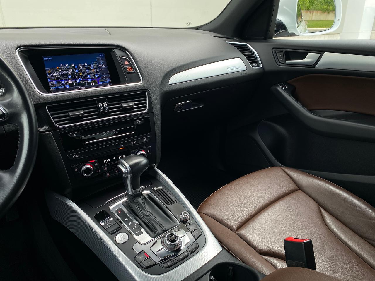 2017 Audi Q5 2.0T-QUATTRO-NAV-CAMERA-PANO ROOF Photo