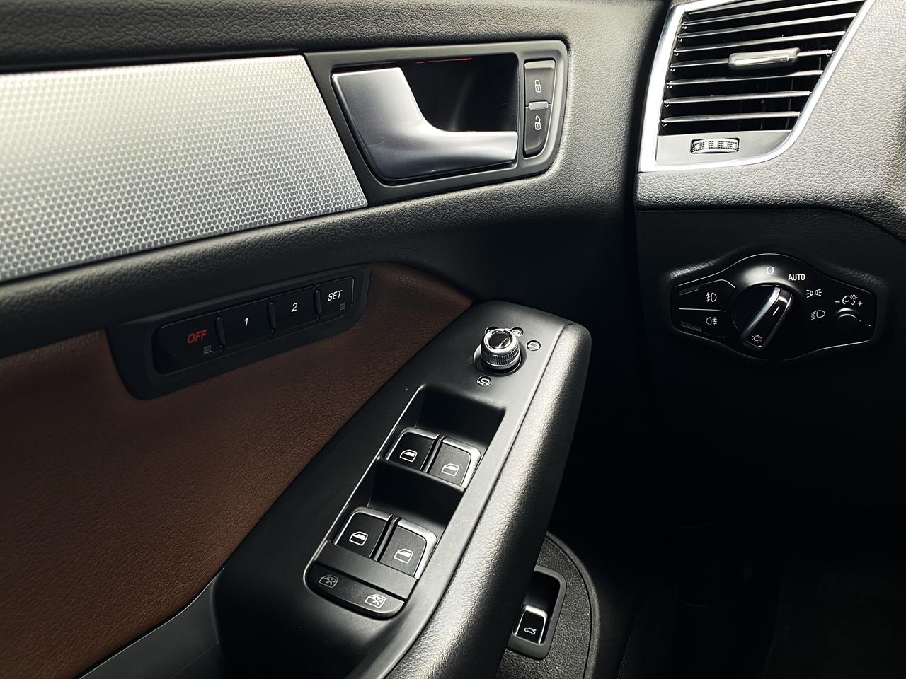 2017 Audi Q5 2.0T-QUATTRO-NAV-CAMERA-PANO ROOF Photo