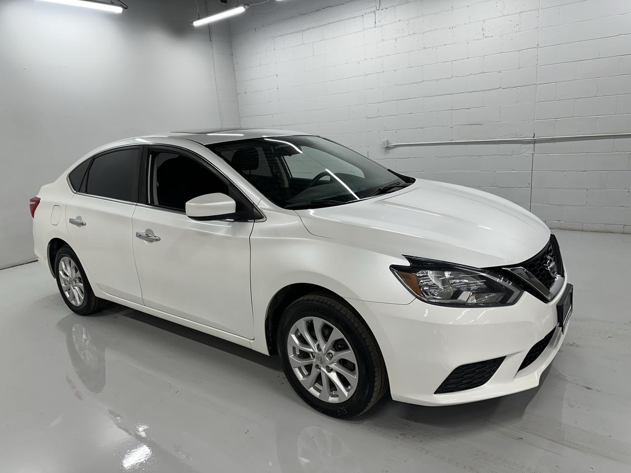 2017 Nissan Sentra S Photo1