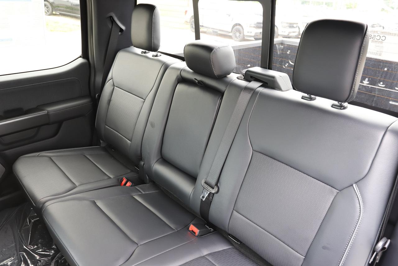 2026 Ford F-150 Lariat 4WD SuperCrew 5.5' Box Photo