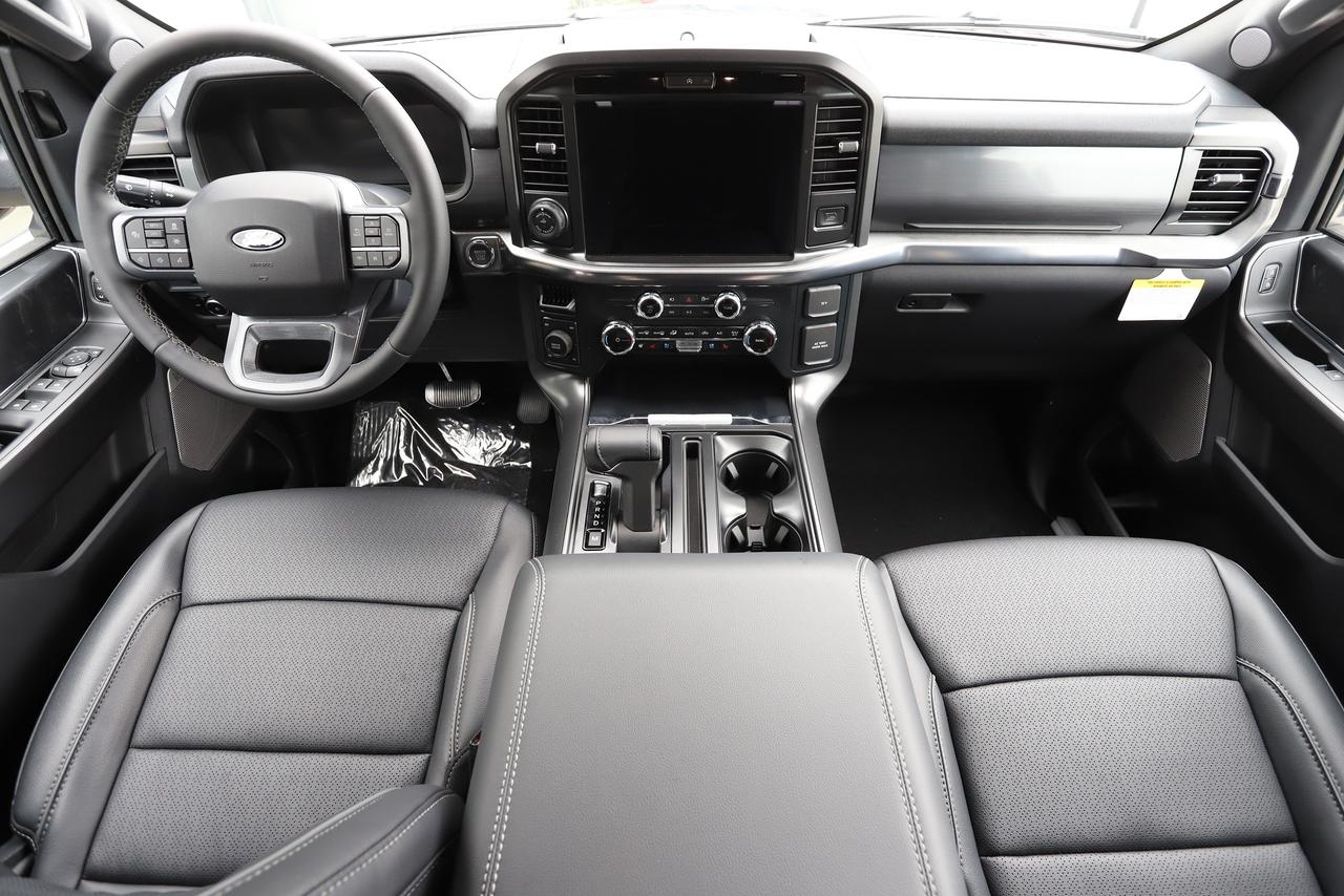 2026 Ford F-150 Lariat 4WD SuperCrew 5.5' Box Photo