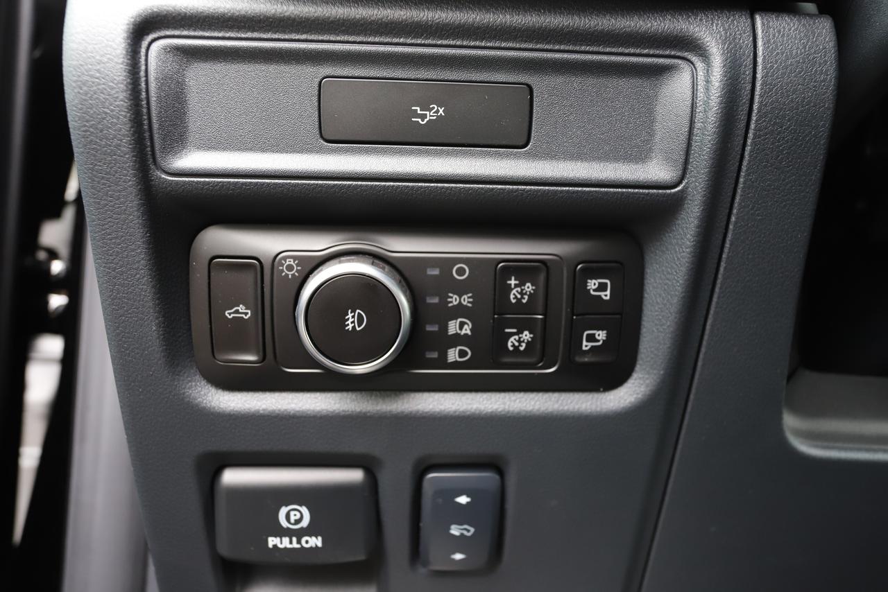 2026 Ford F-150 Lariat 4WD SuperCrew 5.5' Box Photo