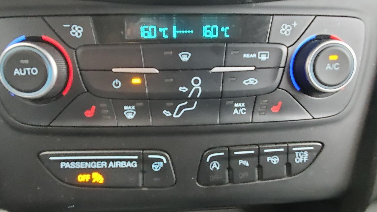2018 Ford Escape Titanium Photo