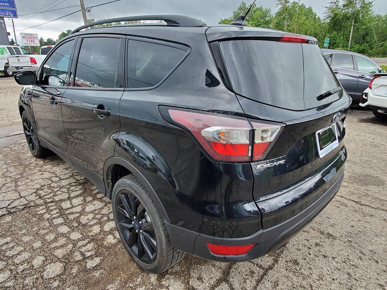 2018 Ford Escape Titanium Photo