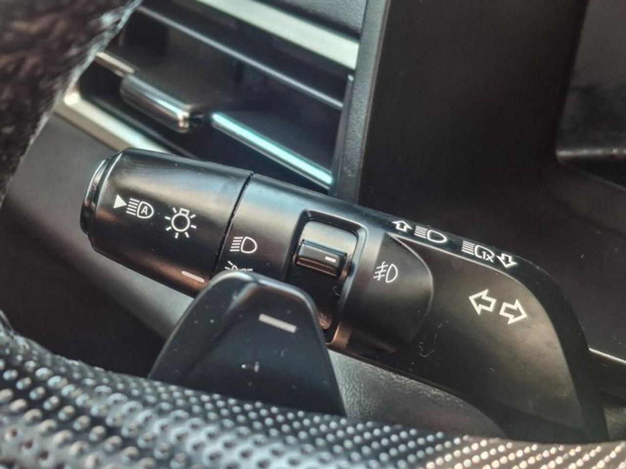 2024 Mitsubishi Outlander Plug-In Hybrid GT | Leather | Sunroof | HUD | 360 Camera | Bose | Adaptive Cruise | CarPlay + Android | and More ! Photo