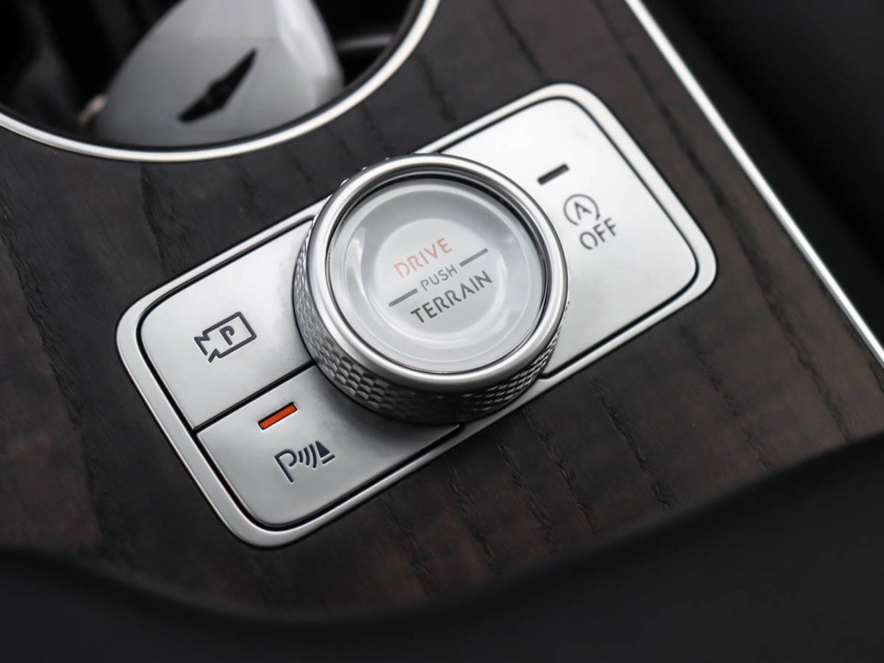 2025 Genesis GV80 3.5T Prestige Luxury AWD 7Passengers Photo