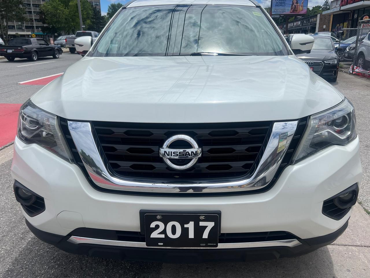 2017 Nissan Pathfinder 7 SEATS- LEATHER-NAV-PANORAMIC SR/F-BACK CAM-MORE! Photo