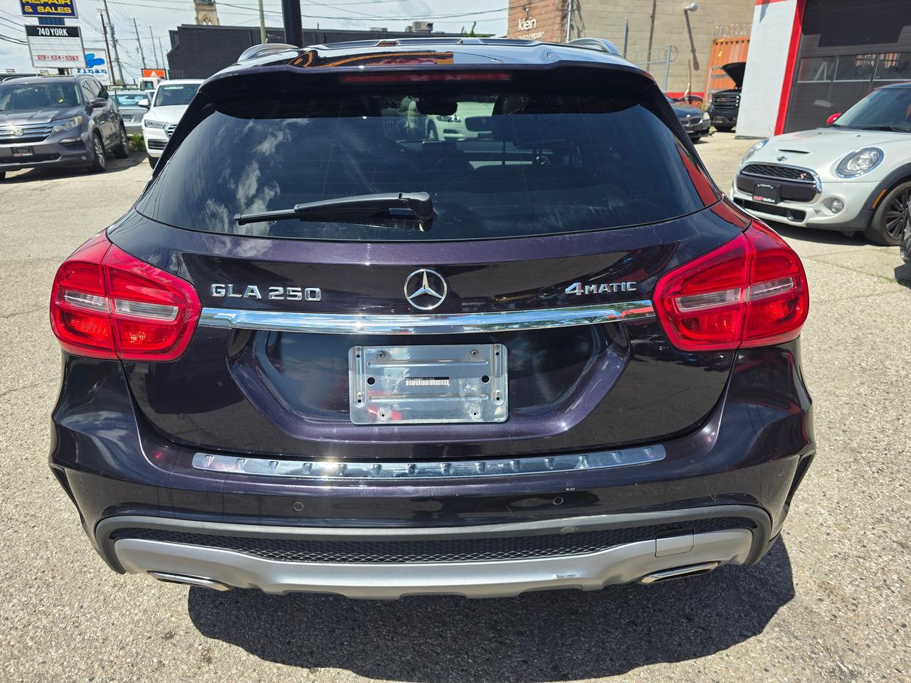 2015 Mercedes-Benz GLA GLA 250 4MATIC Photo4