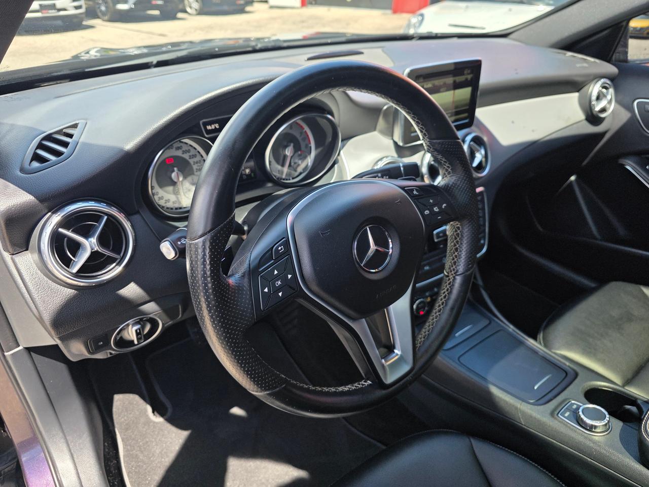 2015 Mercedes-Benz GLA GLA 250 4MATIC Photo