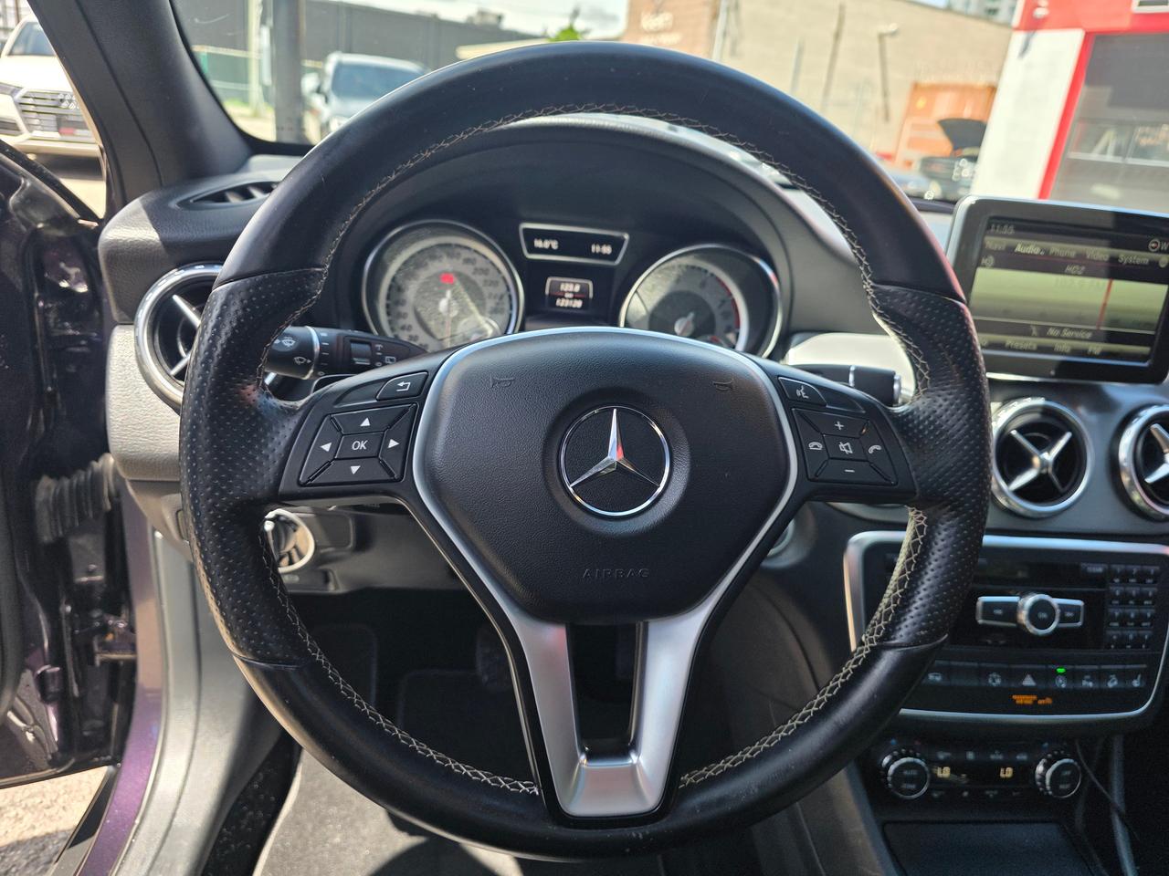 2015 Mercedes-Benz GLA GLA 250 4MATIC Photo
