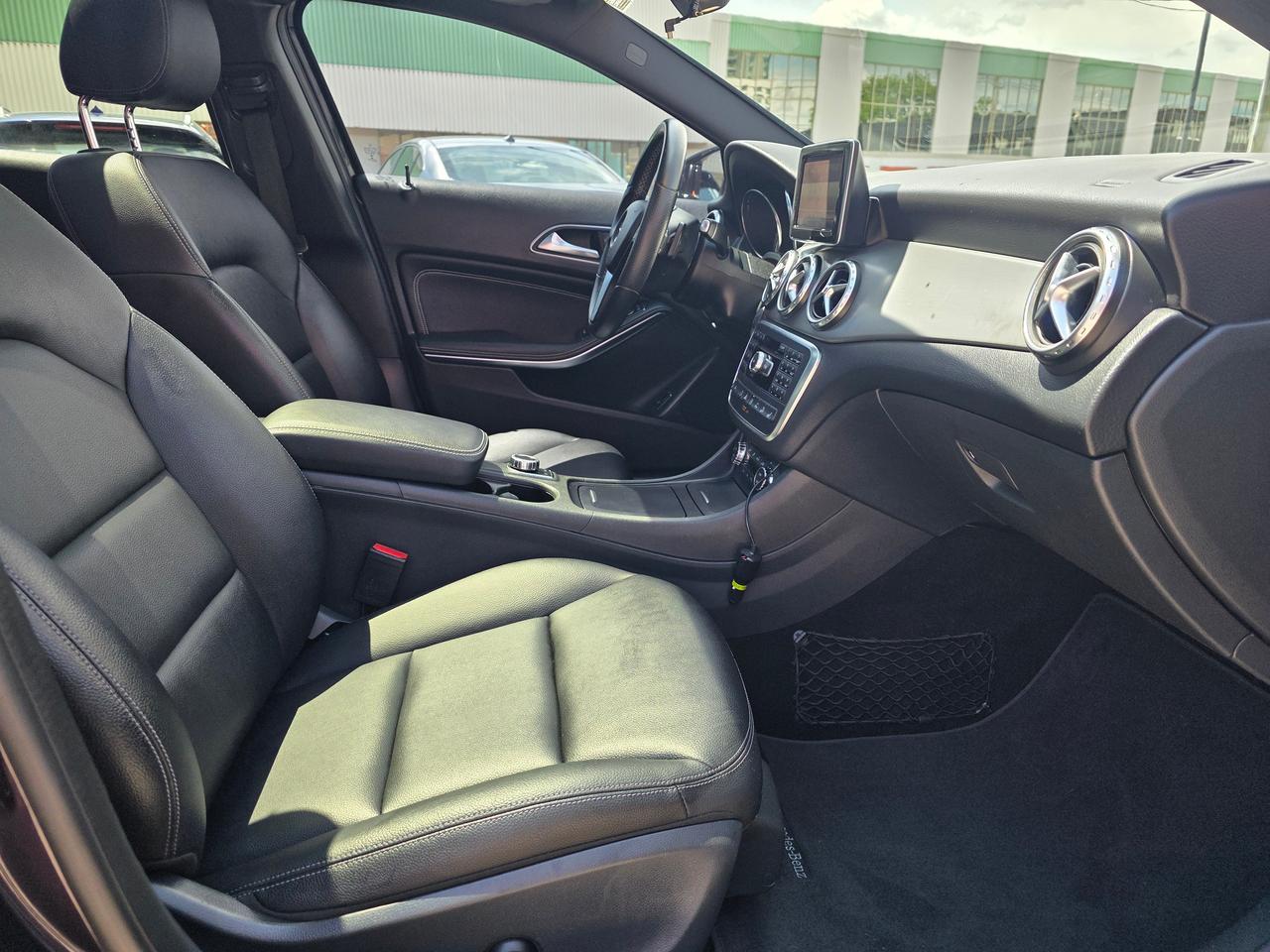 2015 Mercedes-Benz GLA GLA 250 4MATIC Photo