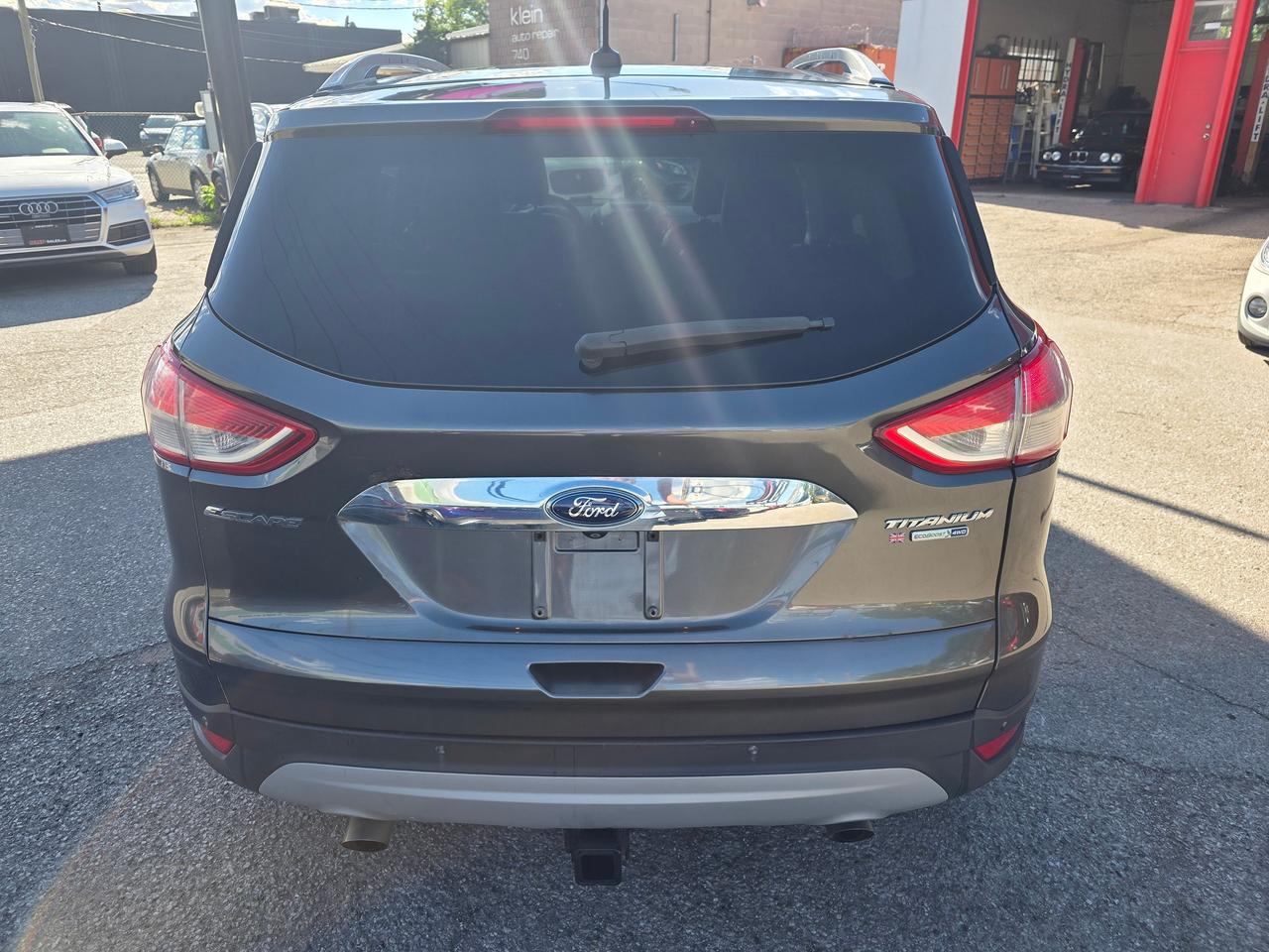 2015 Ford Escape Titanium 4WD Photo