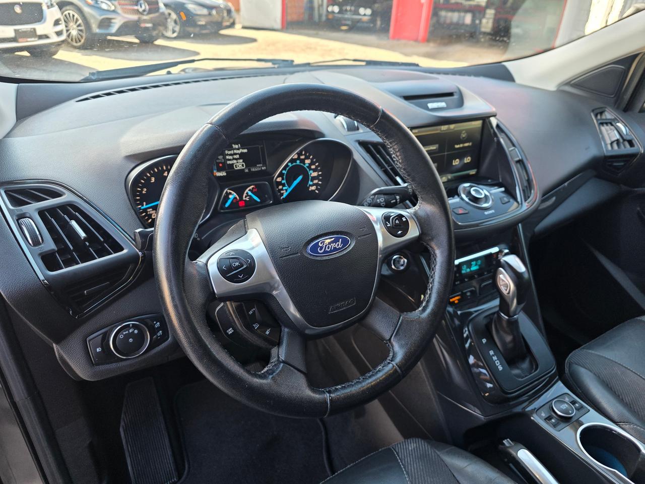 2015 Ford Escape Titanium 4WD Photo