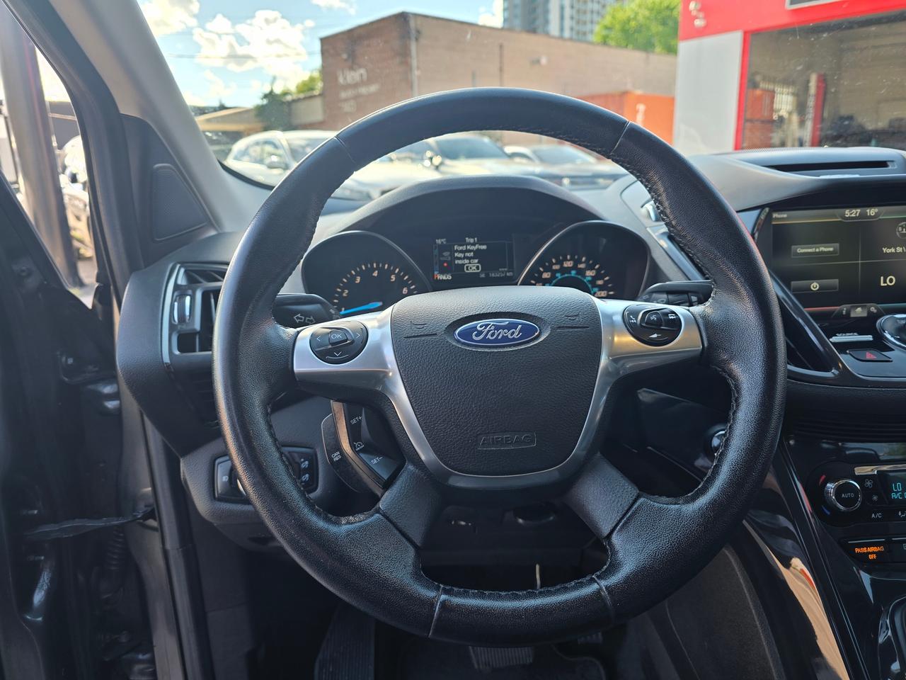 2015 Ford Escape Titanium 4WD Photo