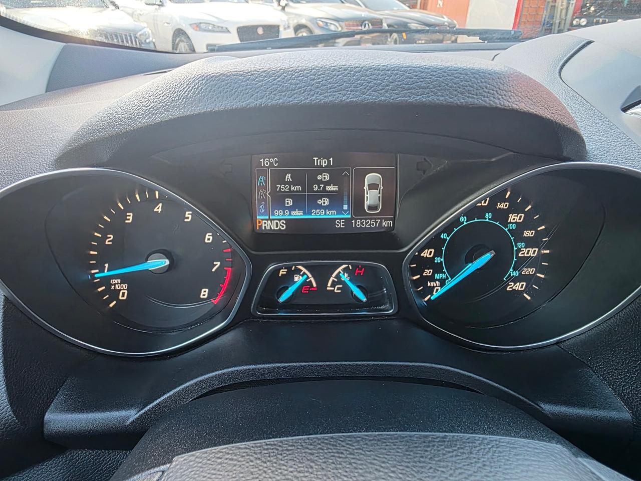 2015 Ford Escape Titanium 4WD Photo